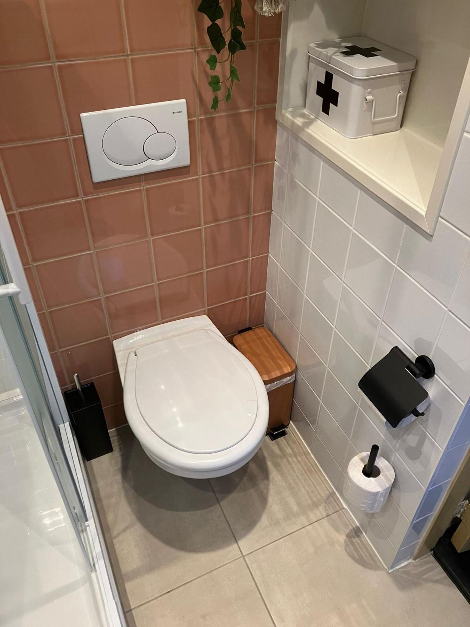 B En B Op Steendam, Tuinkamer Onder De Appelboom Buitenkant foto
