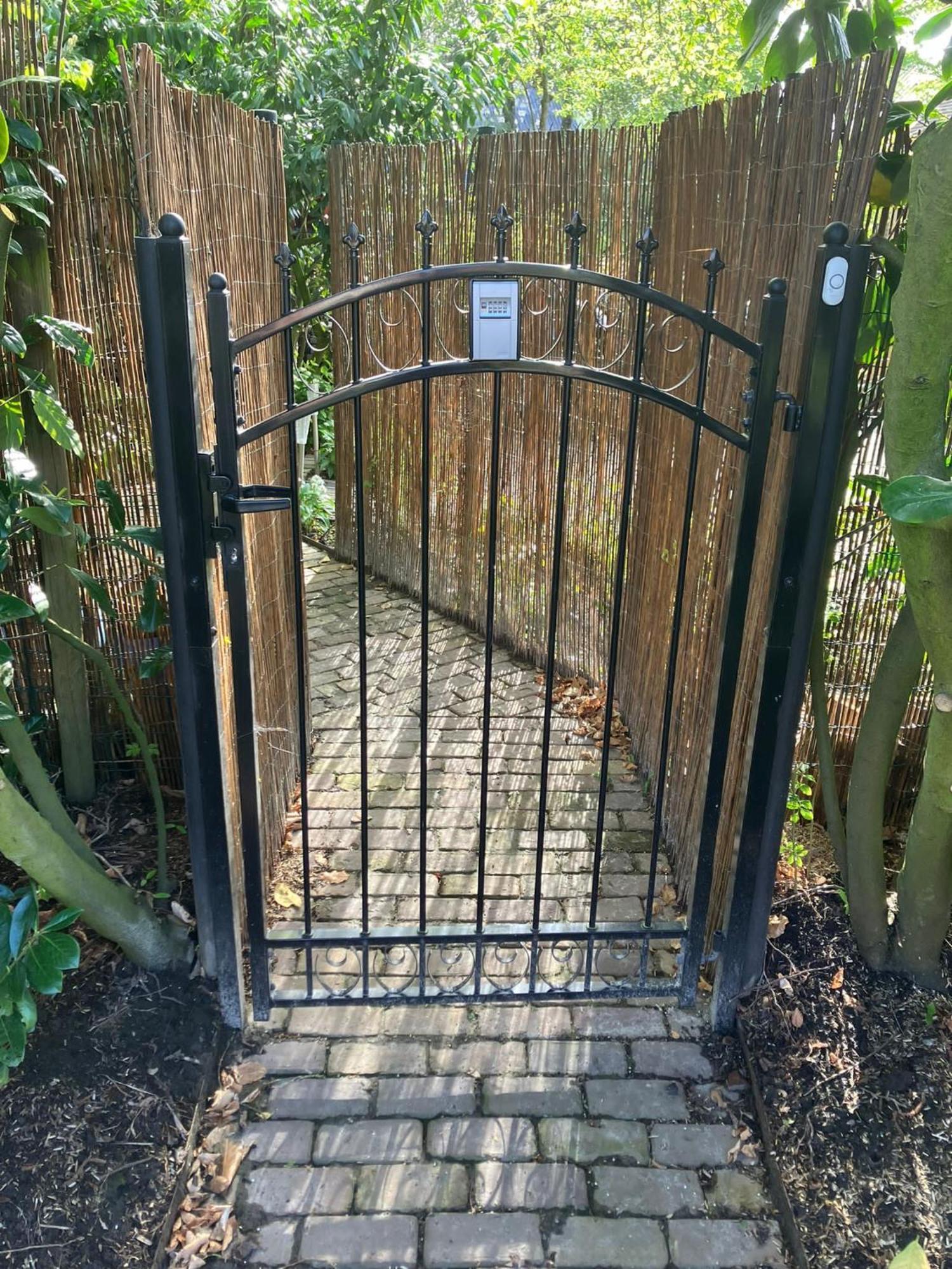 B En B Op Steendam, Tuinkamer Onder De Appelboom Buitenkant foto